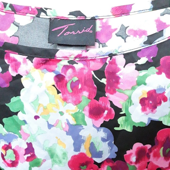 Torrid Open Shoulder Floral Top Blouse Plus 22/24 - Picture 3 of 7